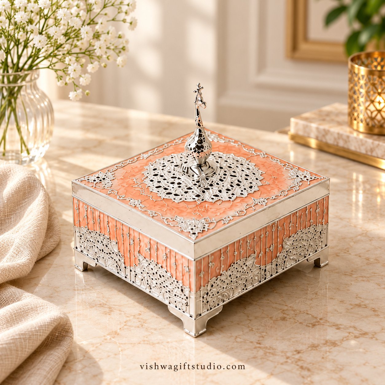 HM-2083 Small Square Peacock Box