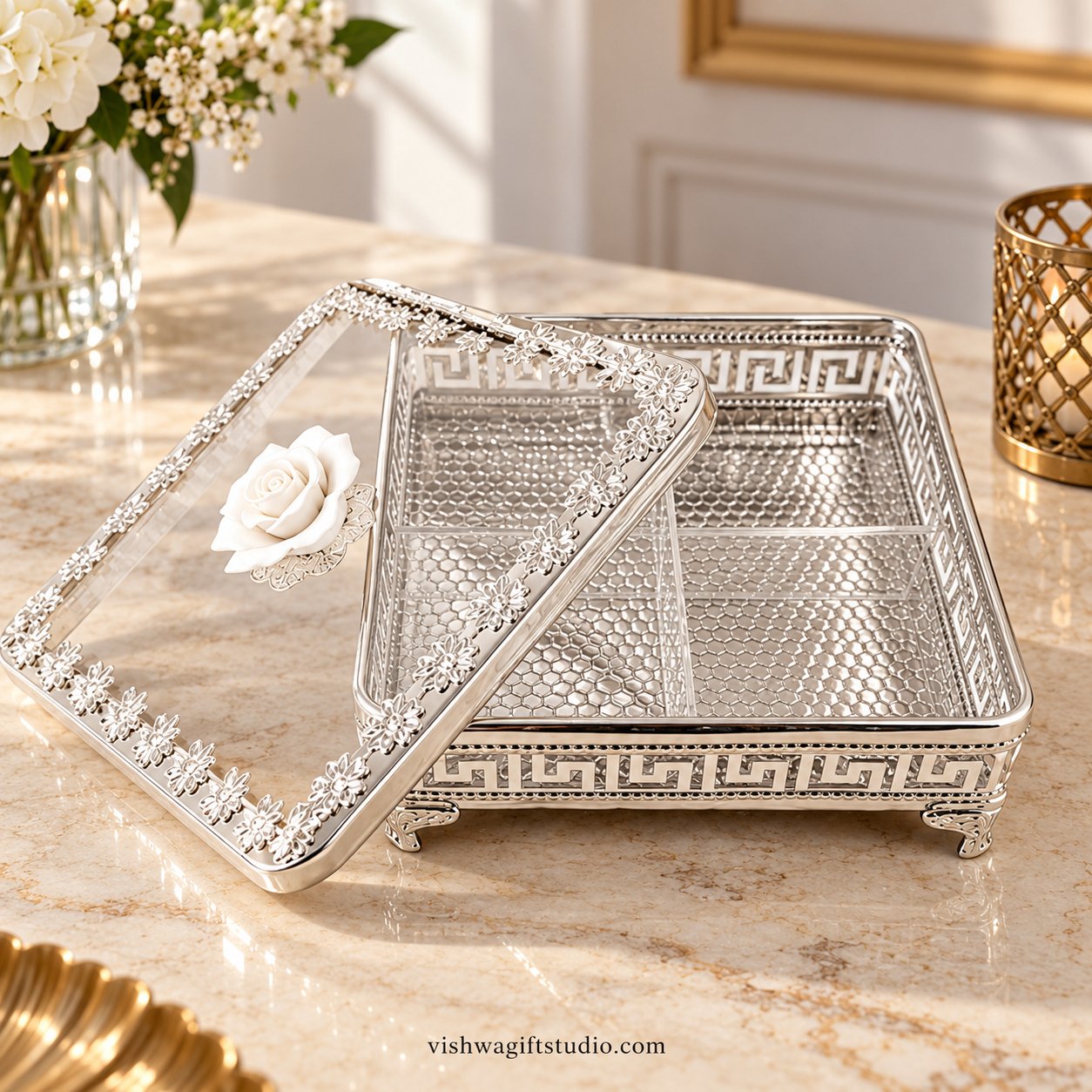 HM-7648M Four-Partition White Decorative Box