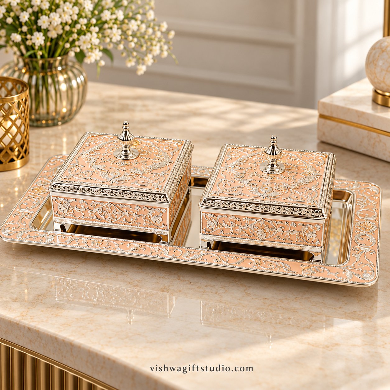 RGS-031 Two Lidded Bowls with Tray Set