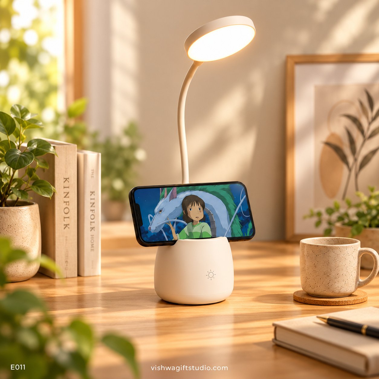 E011 LumiDock Phone Dock Desk Lamp
